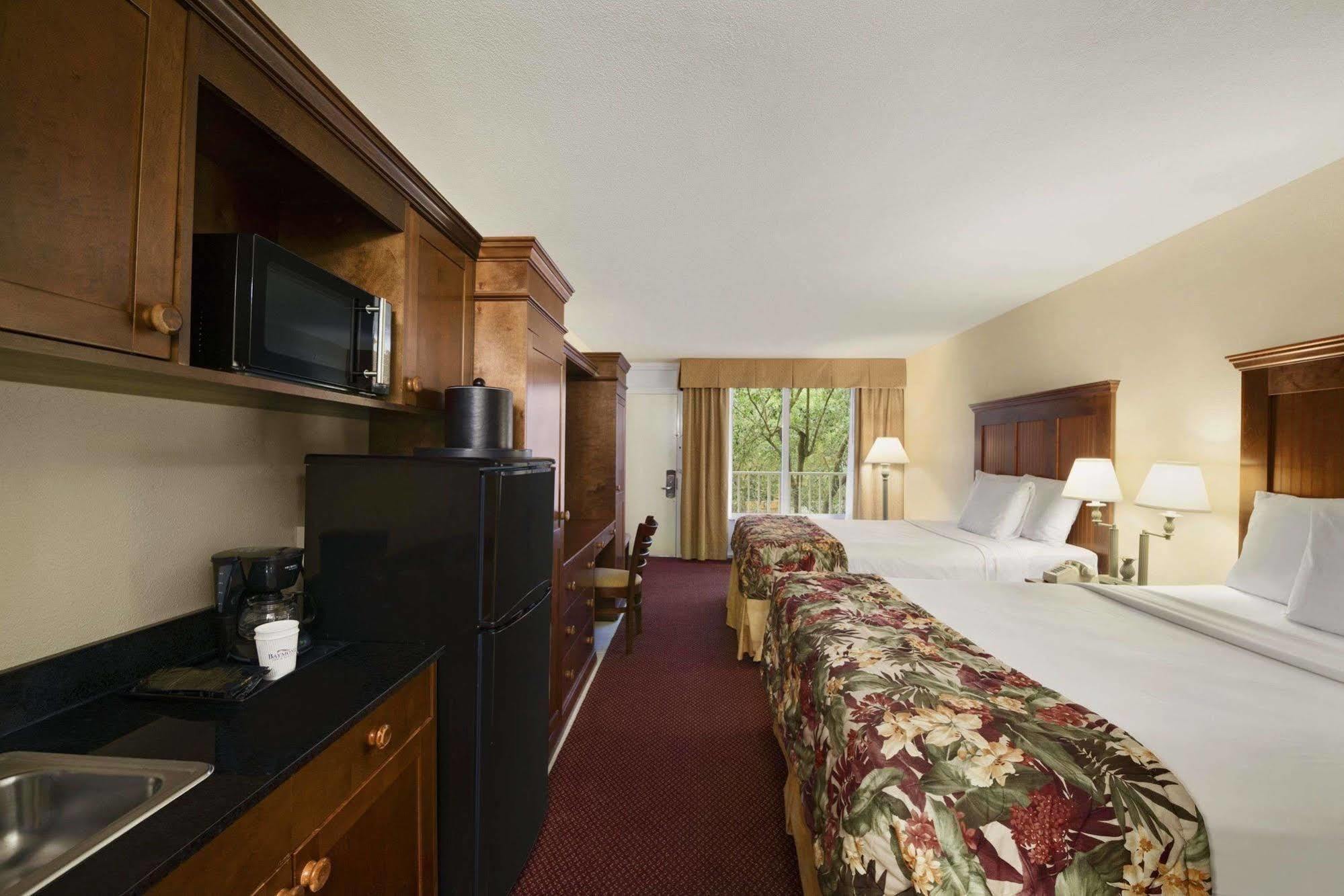 เบย์มอนต์ บาย วินด์แฮม เซลิเบรชั่น Hotel คิสซิมมี ภายนอก รูปภาพ