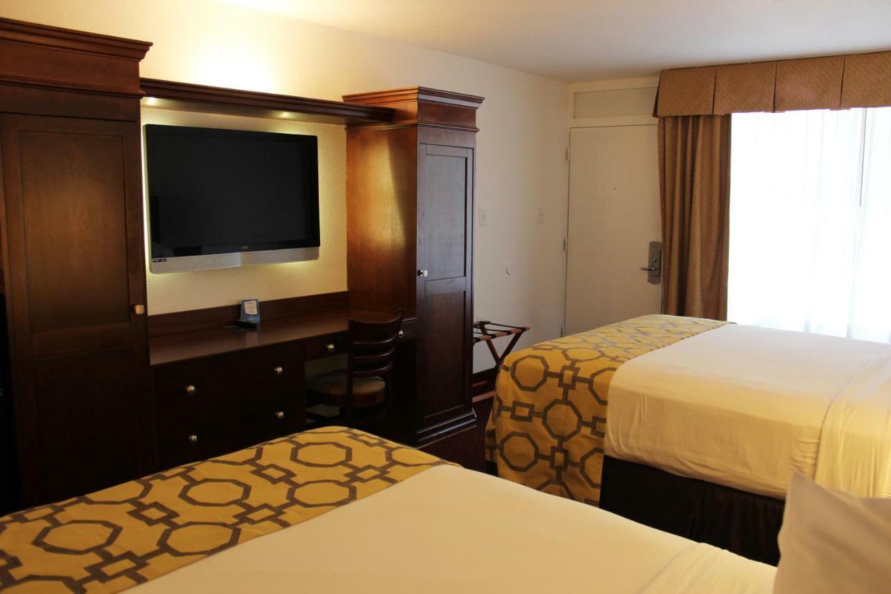 เบย์มอนต์ บาย วินด์แฮม เซลิเบรชั่น Hotel คิสซิมมี ภายนอก รูปภาพ